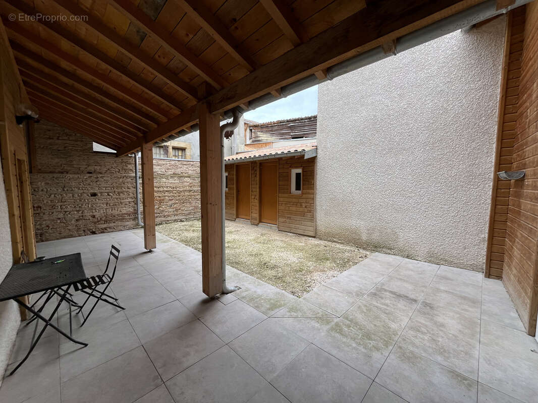 Appartement à L&#039;ISLE-EN-DODON