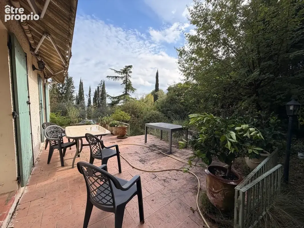 GAILHAN Maison à renover 4 pièces de 90 m2 sur une parcelle de 1000m2 arboré - photo 3