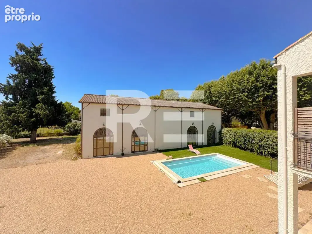 Demeure de caractère avec piscine et grande dépendance - photo 6