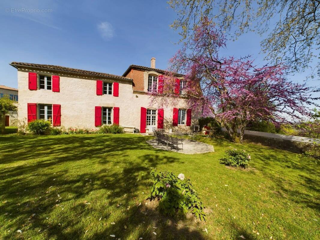 Maison à CASTELJALOUX