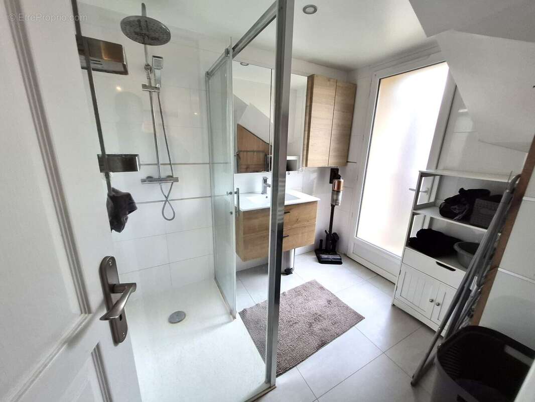 Appartement à VAUGRIGNEUSE