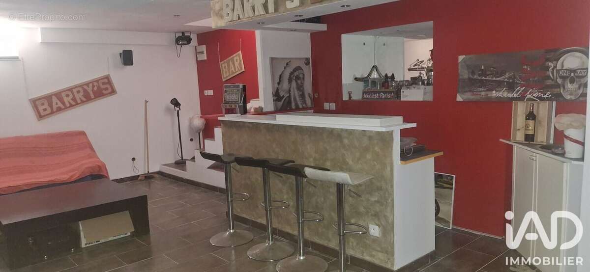 Maison 210 m² à Gressy  - photo 9