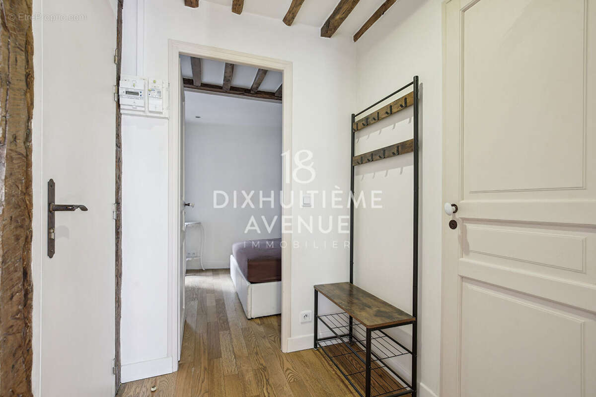 Appartement à PARIS-18E