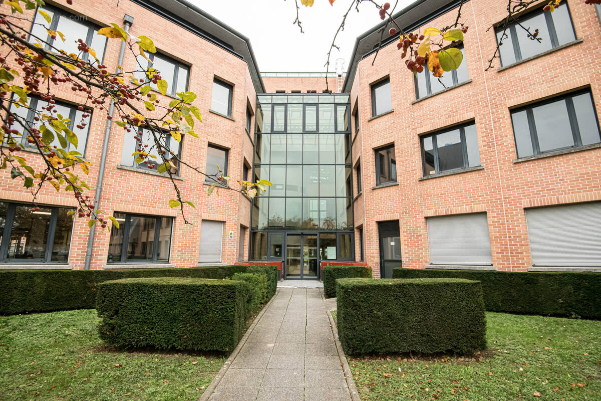 Commerce à COURCOURONNES