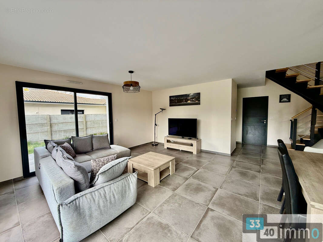 Maison contemporaine de 174 m2 - 6 chambres - photo 5