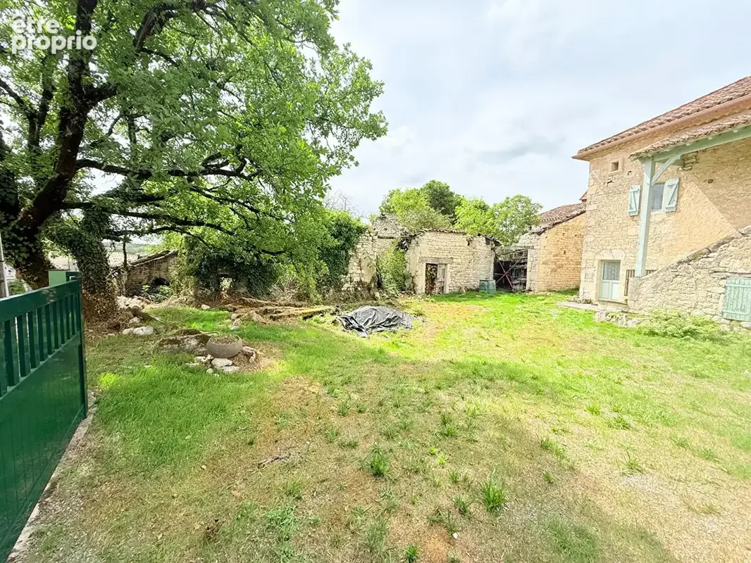 Coup de coeur : Authentique maison en pierre de 1872 à 10 min de Montcuq-en-Quercy-Blanc - photo 17