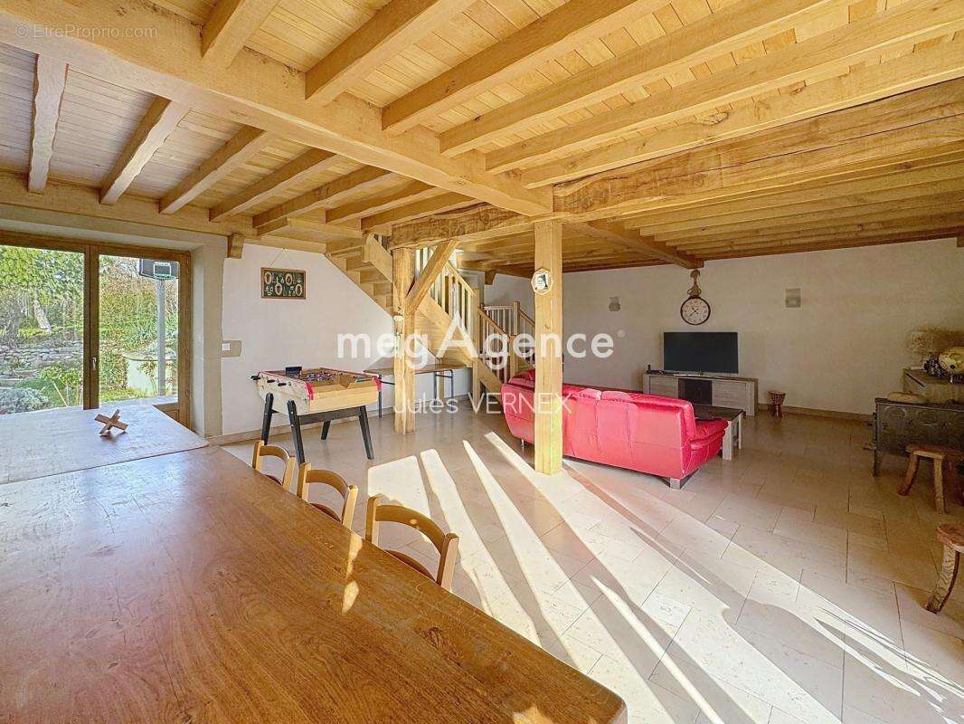 Maison à BEAUREPAIRE