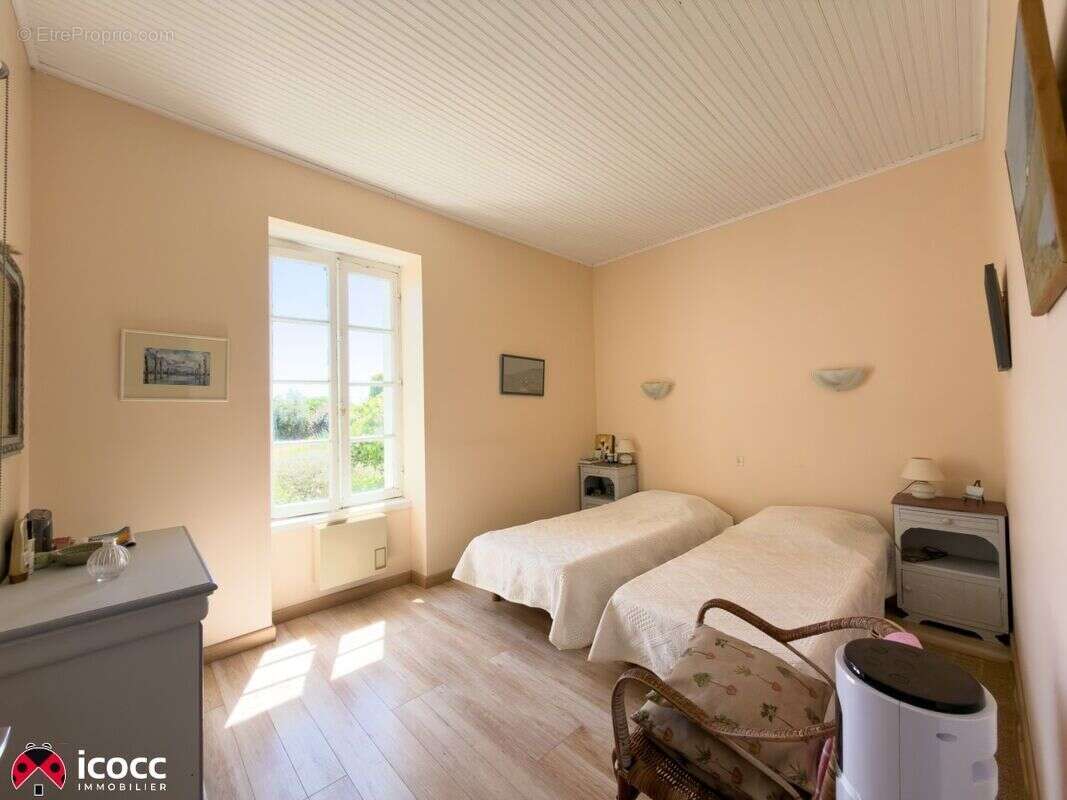 Maison 102 m² à L'aiguillon-Sur-Mer  - photo 8