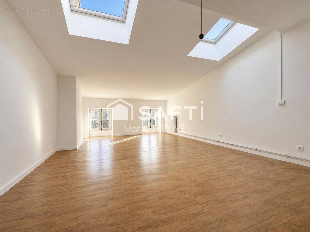 Photo 1 - Appartement à BORDEAUX