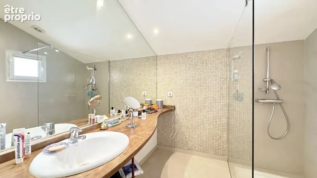 Biarritz  saint-martin  villa des années 30 rénovée avec piscine et appartement indépendant - photo 18
