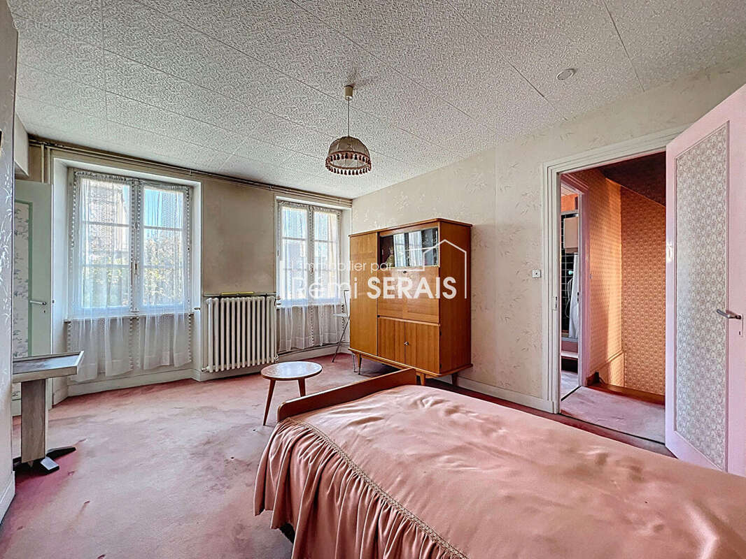 Maison à CONDE-SUR-NOIREAU