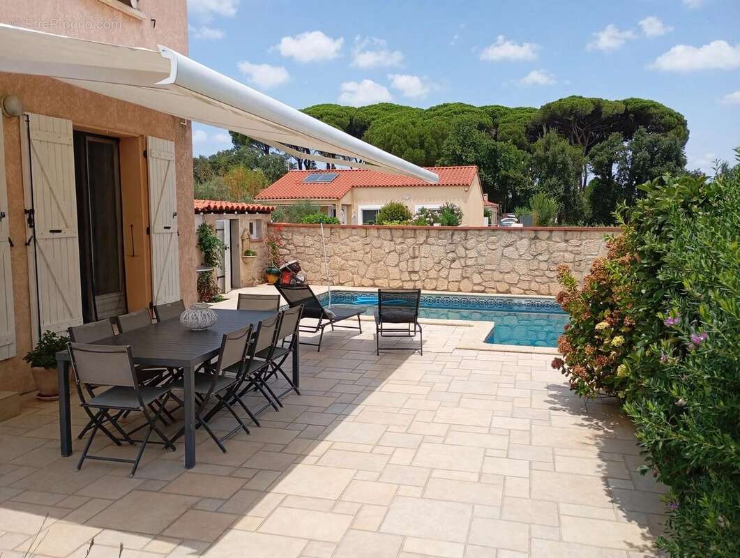 Maison 84 m² à Saint-Genis-Des-Fontaines  - photo 3