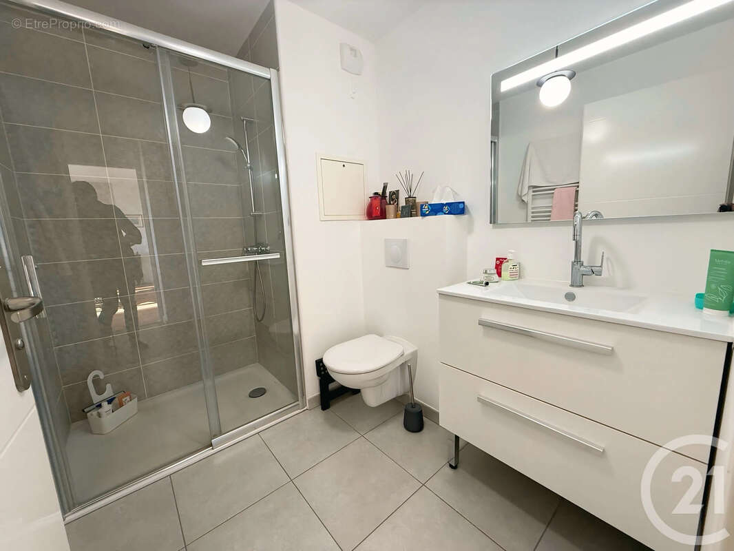 Appartement à SAINT-MAUR-DES-FOSSES
