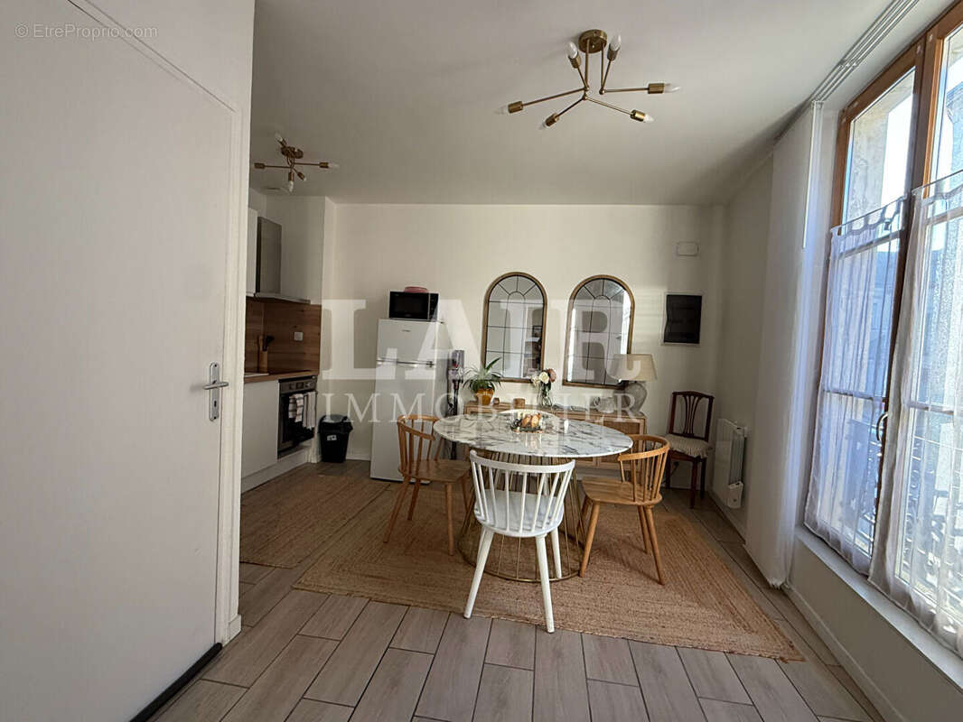 Appartement à FRESNAY-SUR-SARTHE