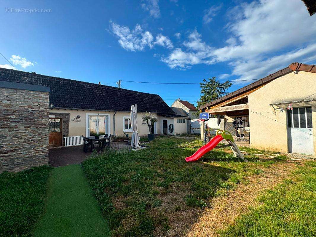 Maison Vignoux Sur Barangeon 4 pièce(s) 112 m2 - photo 15