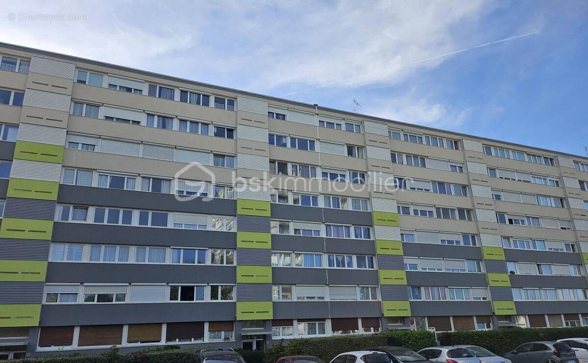 Appartement à RIS-ORANGIS