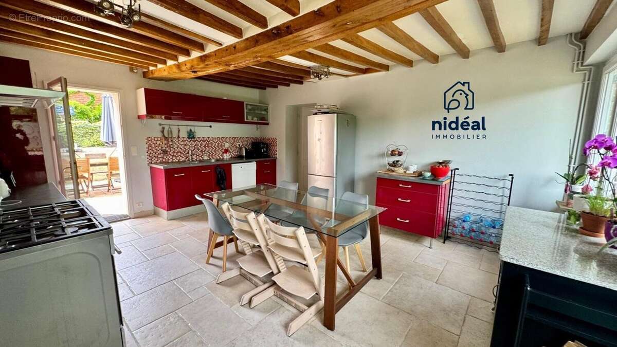 Maison 235 m² à Poses  - photo 7