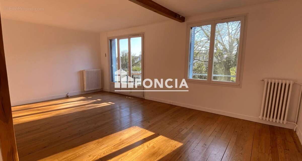 Appartement à MAISONS-LAFFITTE