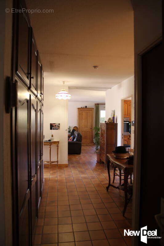 Maison à ENTREPIERRES