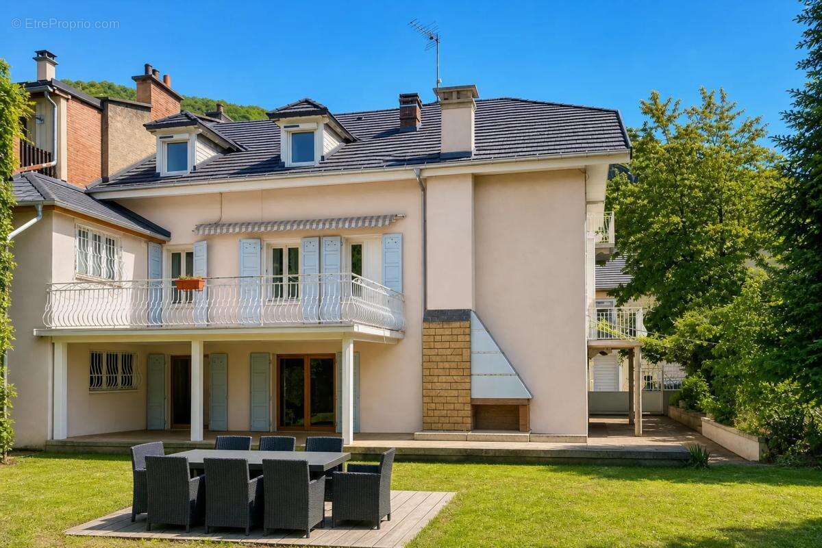 Maison à SAINT-MICHEL-DE-MAURIENNE