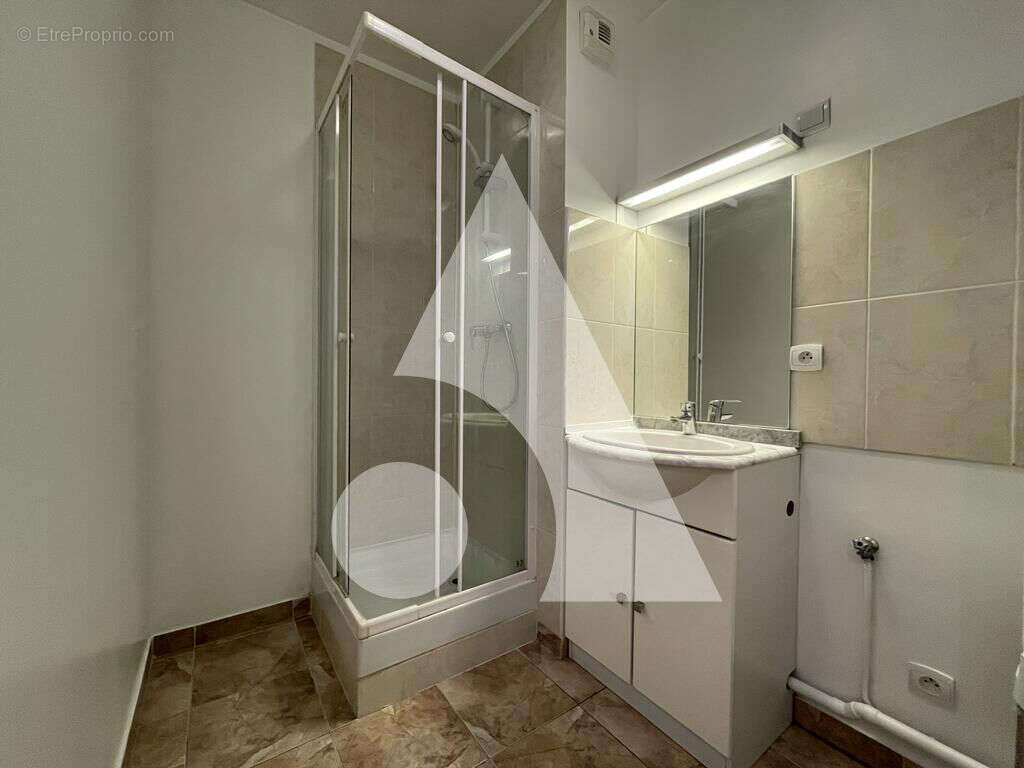 Appartement à CORBEIL-ESSONNES