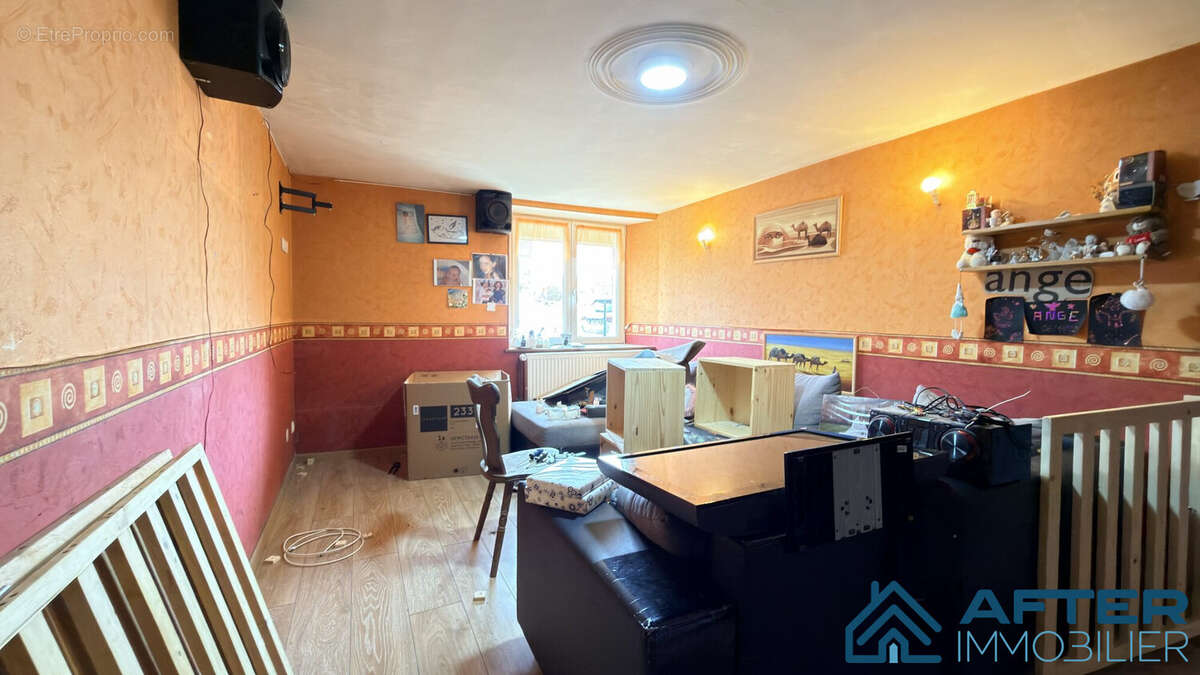 Maison à XERMAMENIL