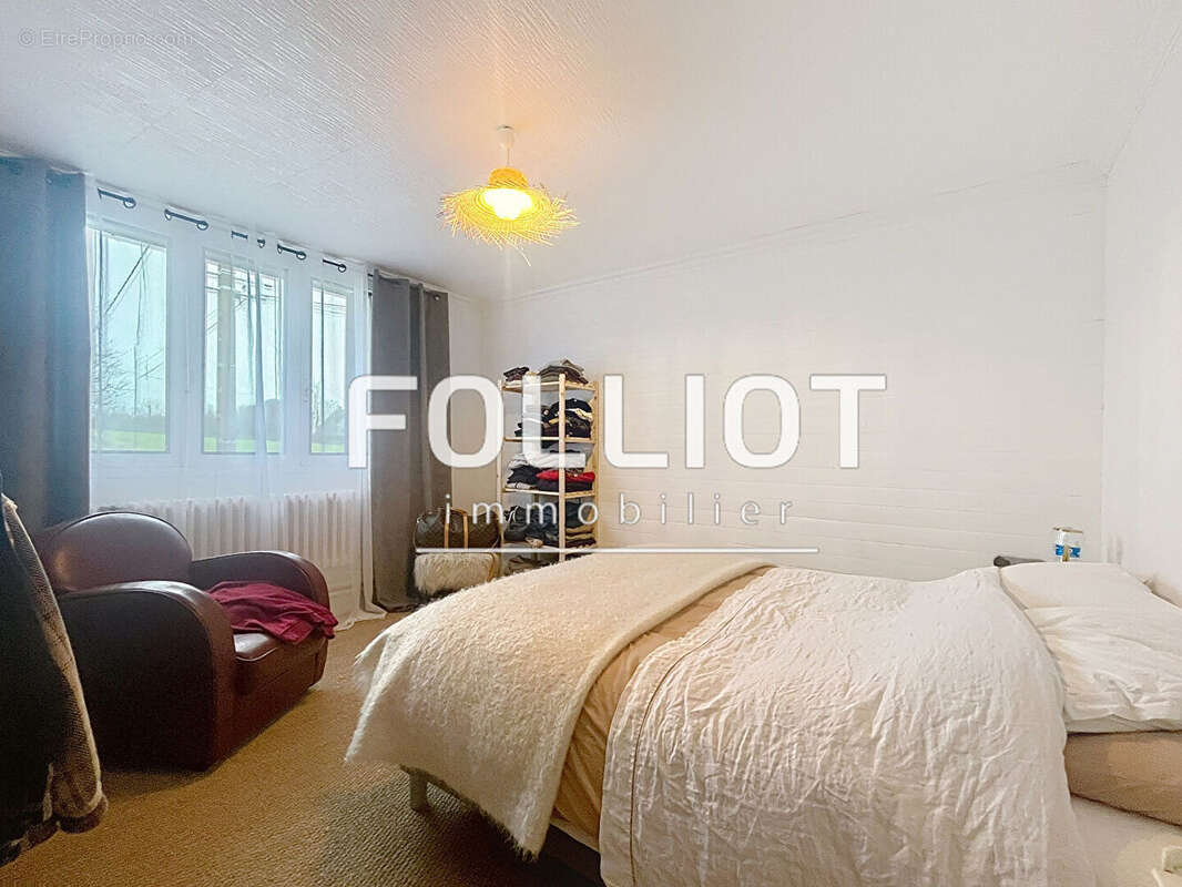 Maison à LINGREVILLE