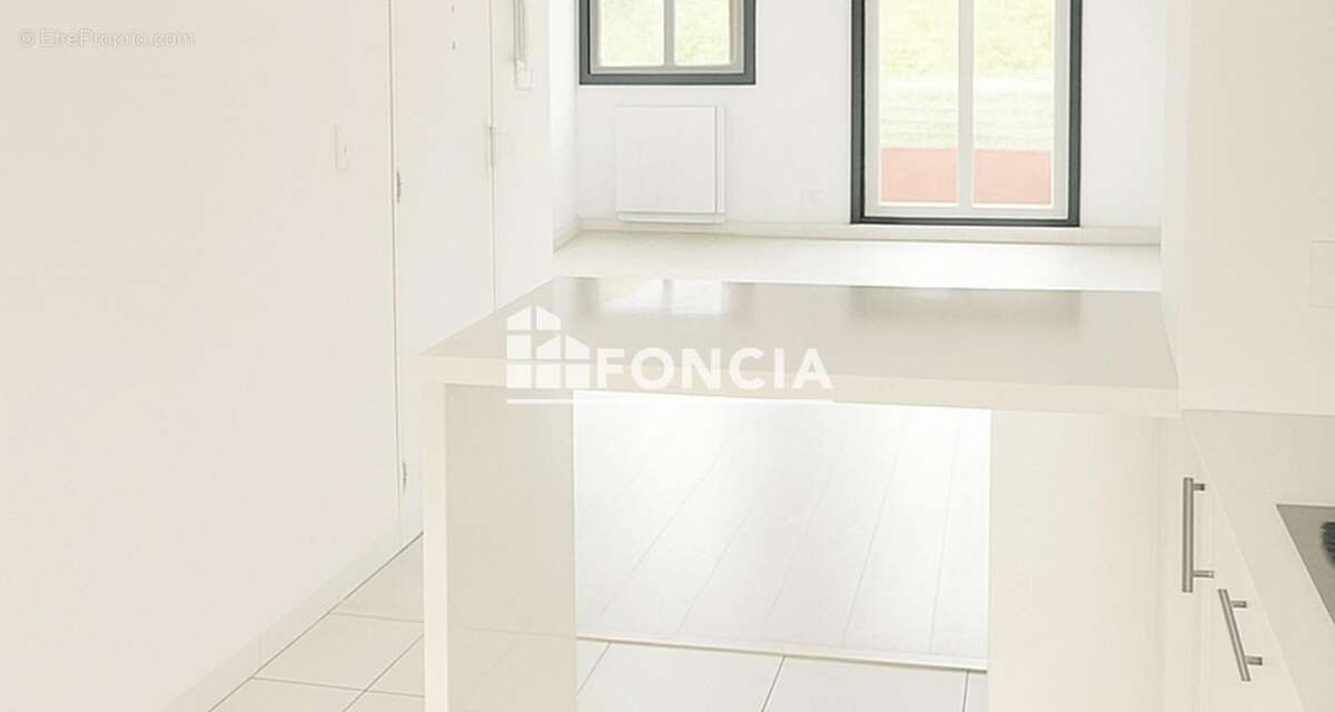 Appartement à MARSEILLE-11E