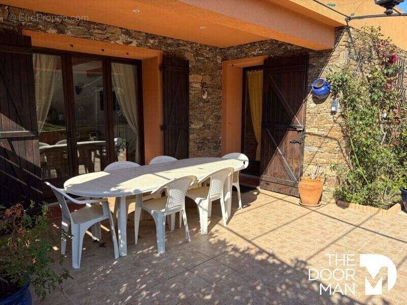 Maison à BORMES-LES-MIMOSAS