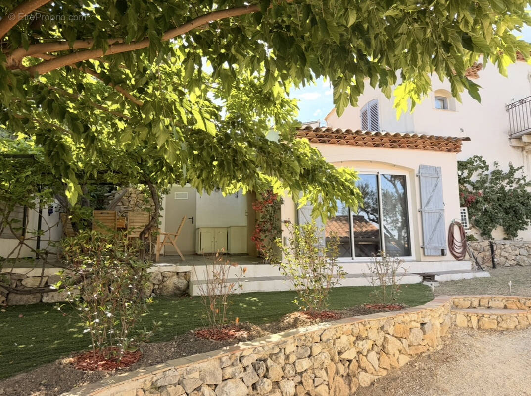 Maison à OLLIOULES