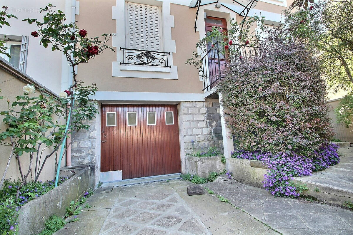 Maison à NANTERRE