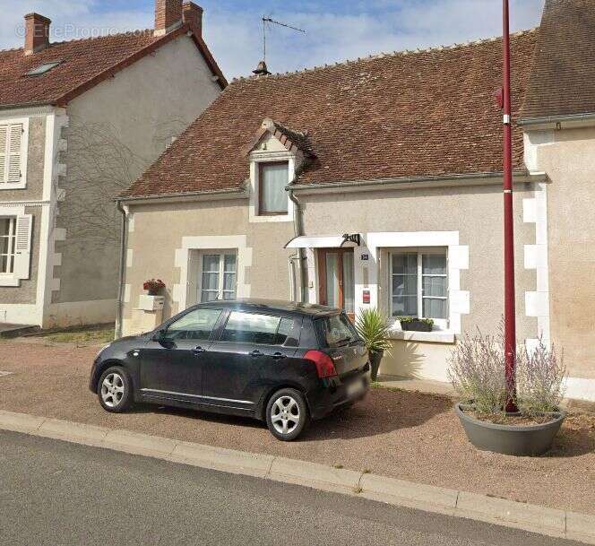 Maison à MESVES-SUR-LOIRE