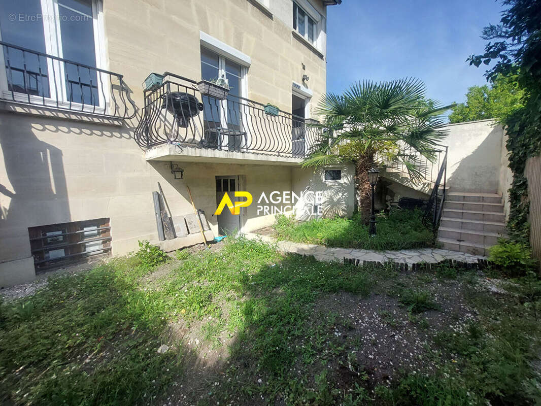 Maison à BEZONS