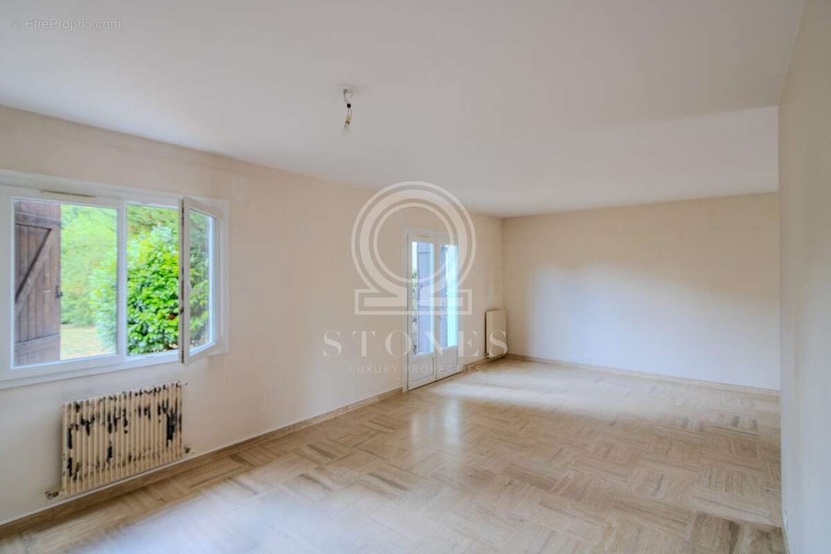 Maison à MARLY-LE-ROI