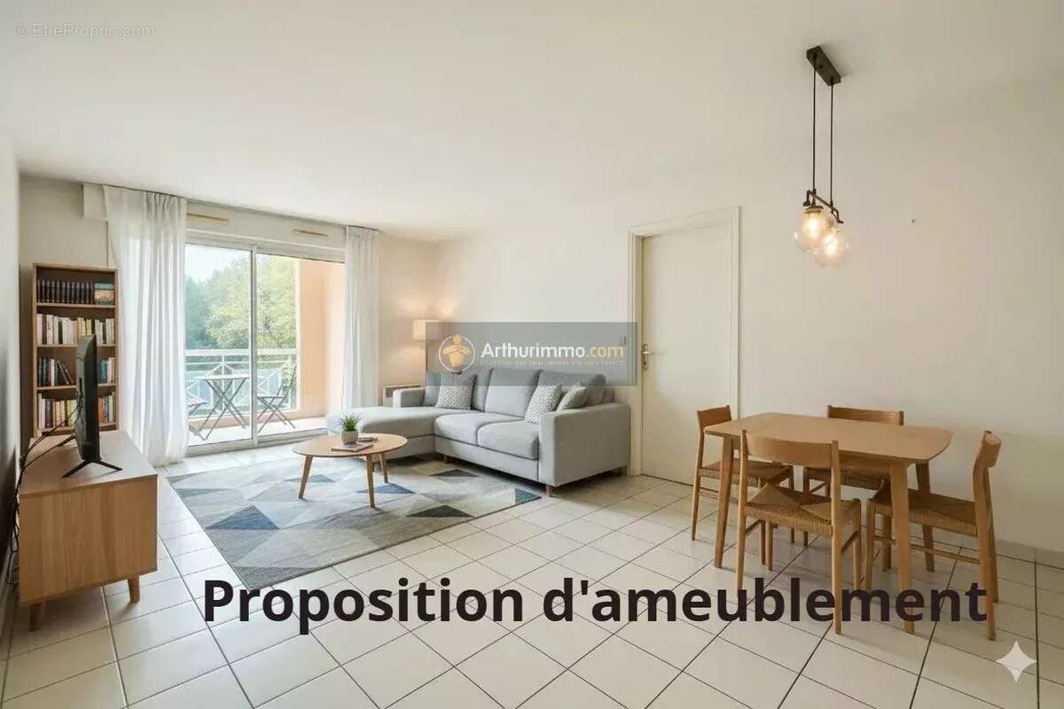 Appartement à FREJUS