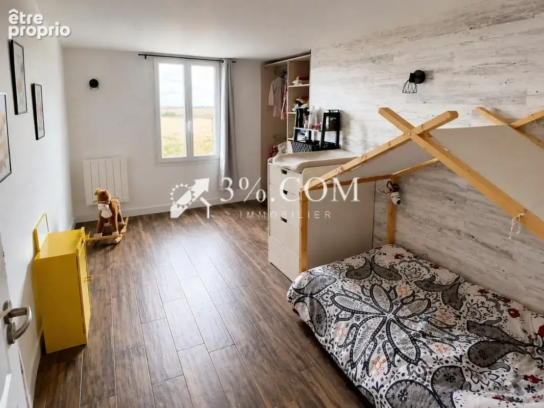 Maison de 130 m2 avec étang sur plus de 4 000 m2 de terrain - photo 8