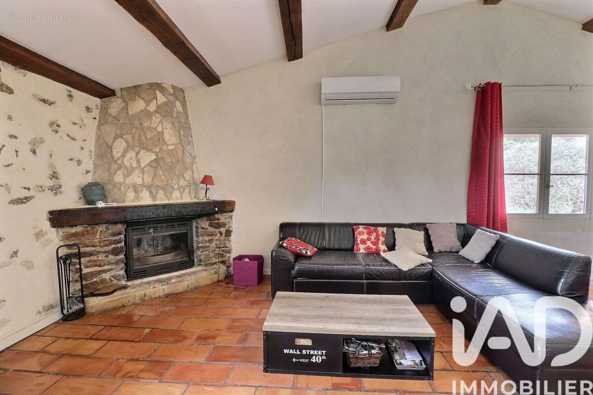 Photo 7 - Maison à SAINT-JULIEN