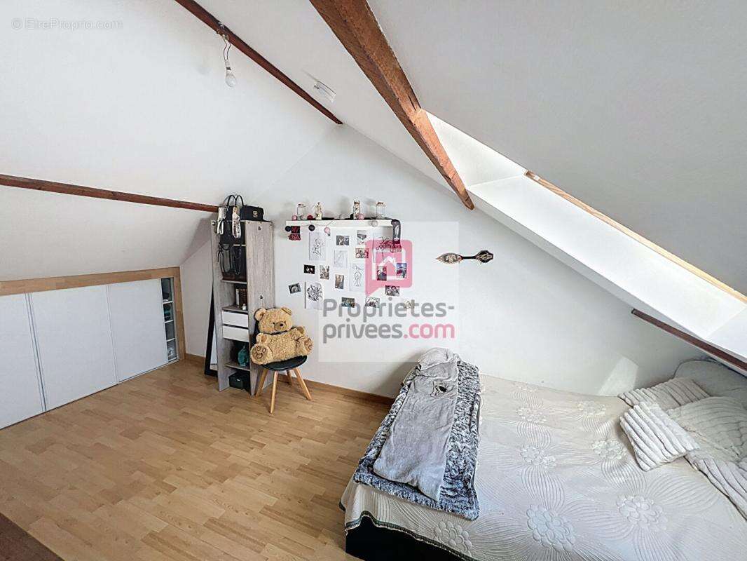 Maison familiale 5 chambres et 1 garage attenant - photo 7