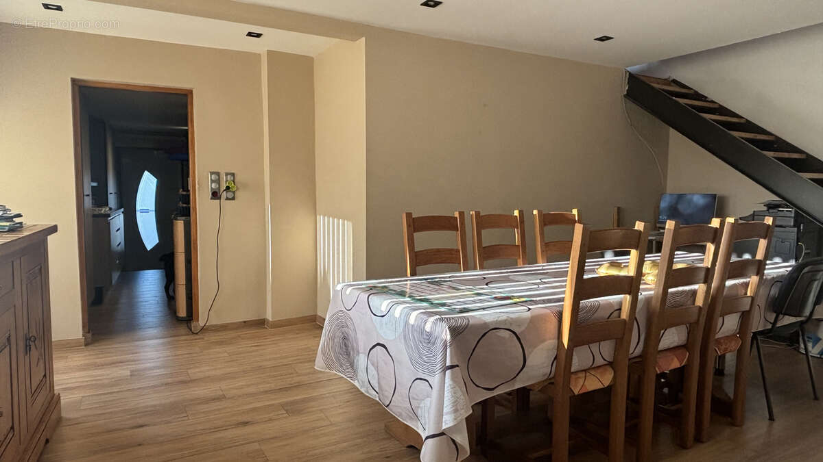 Maison à HETTANGE-GRANDE