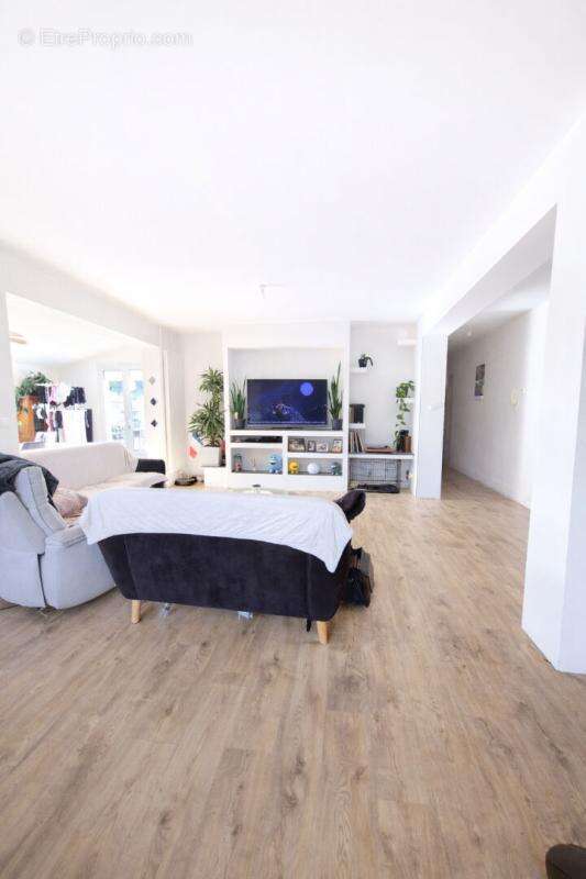 Appartement à QUIMPERLE