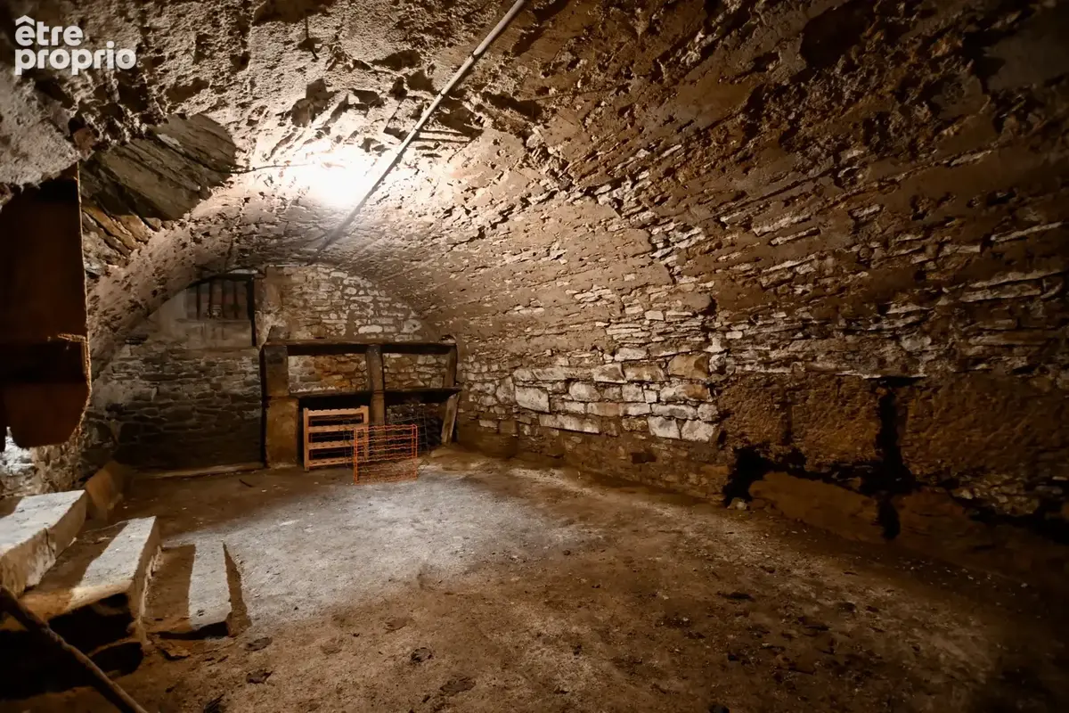 Ancien couvent de caractère sur les hauteurs de Clamecy - photo 28