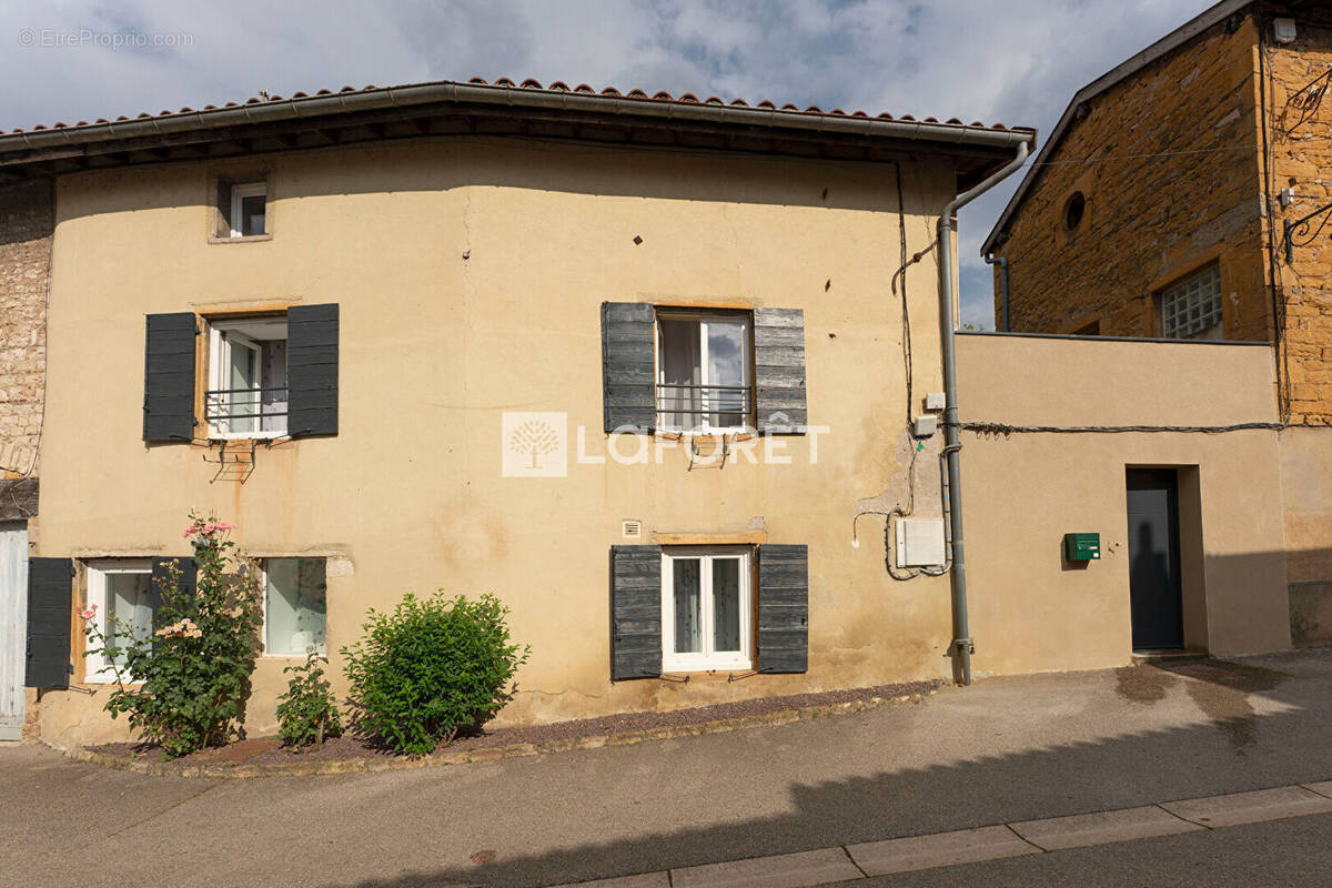 Maison à MARCILLY-D'AZERGUES
