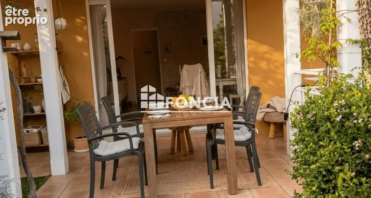EXCLUSIVITÉ À HYÈRES : Le calme et le standing en rez-de-jardin - photo 2