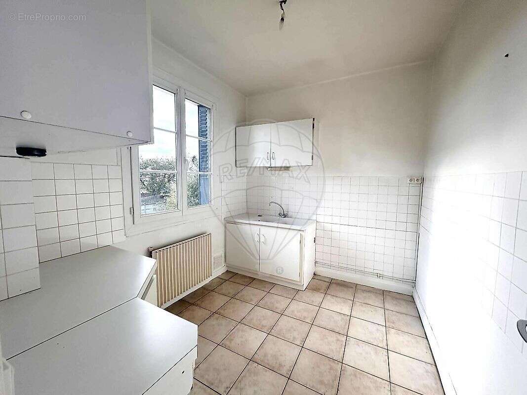 Maison à COULANGES-LES-NEVERS