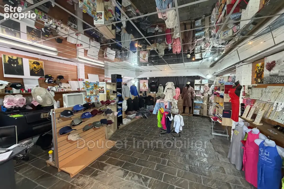 Commerce 80 m² à Agde  - photo 3