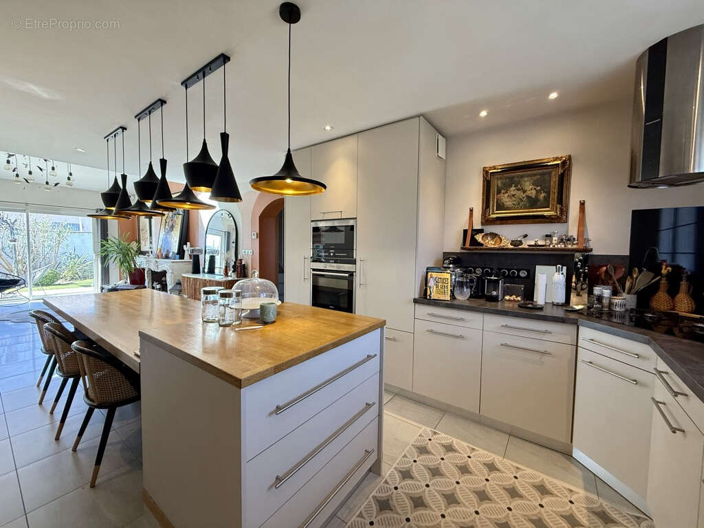 Maison à PORTES-LES-VALENCE