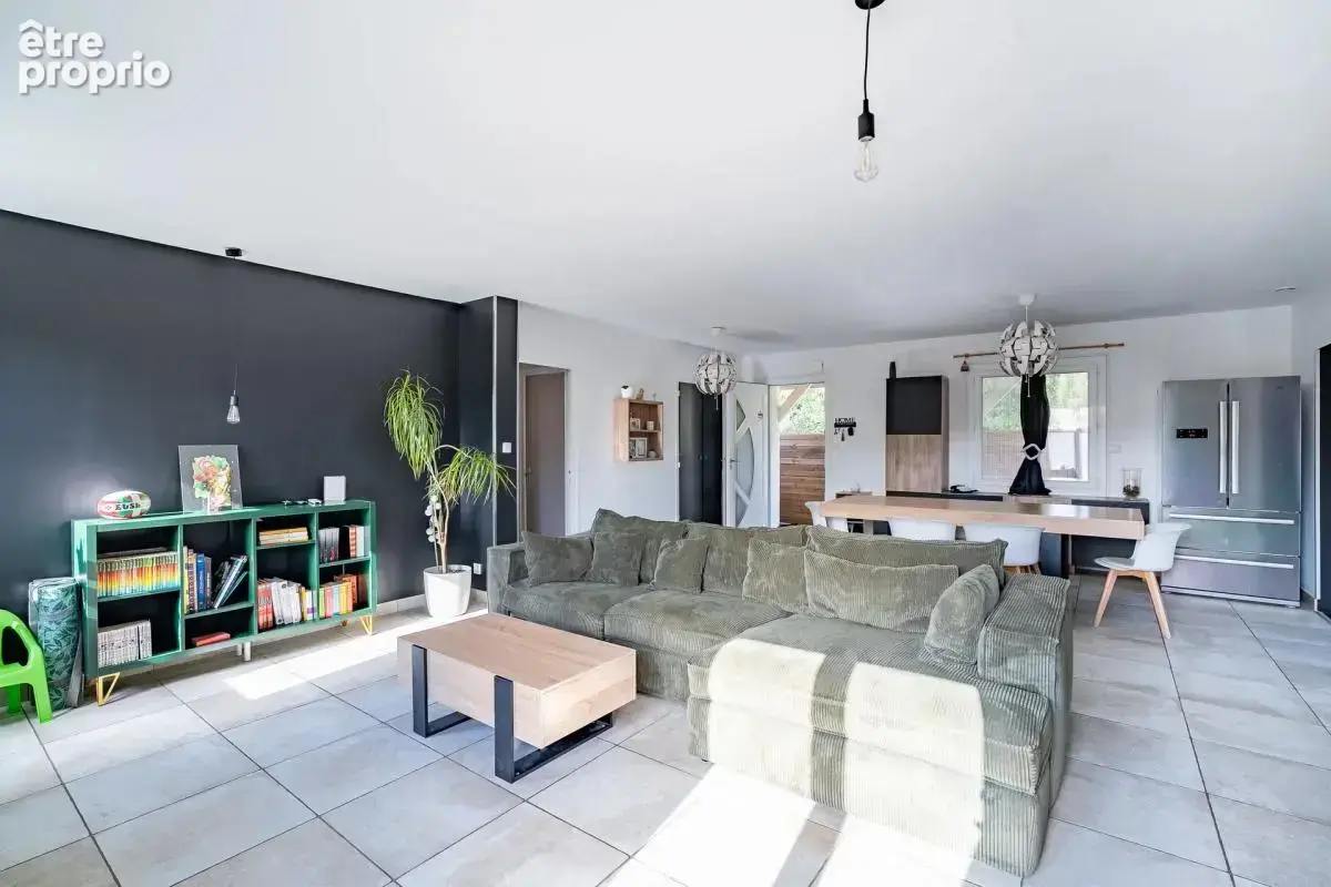 Maison de 5 pièces de 140 m² au Pian-Médoc - photo 3