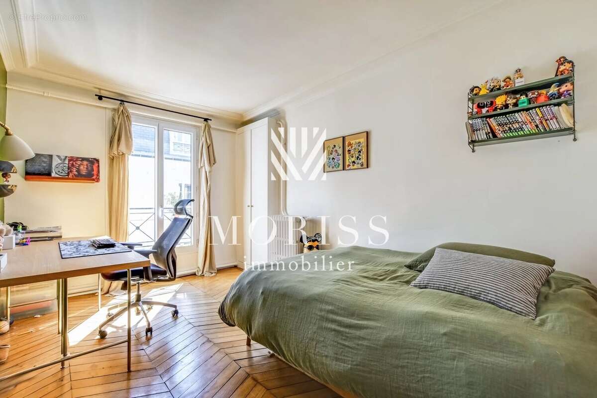 Appartement à PARIS-9E