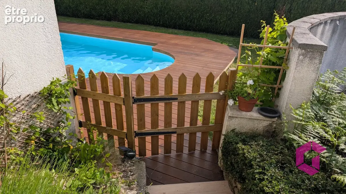 MAISON 115 m2 - 3 chambres - Piscine - photo 9