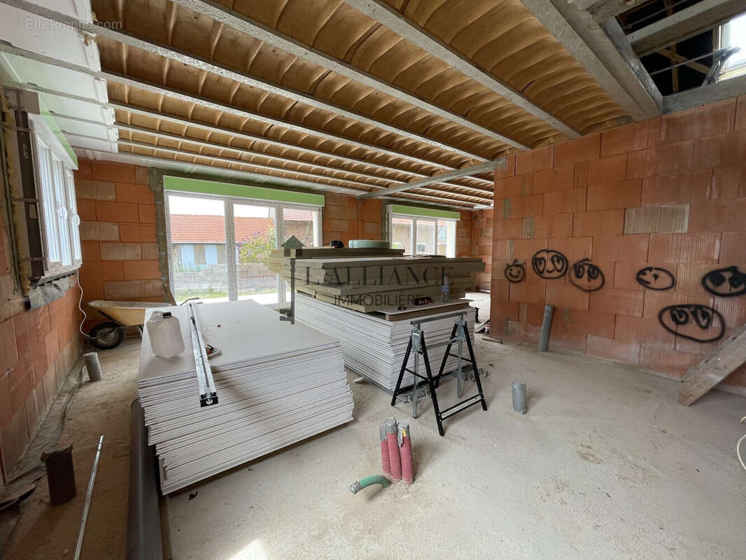 Maison 283 m² à Ecoust-Saint-Mein  - photo 3